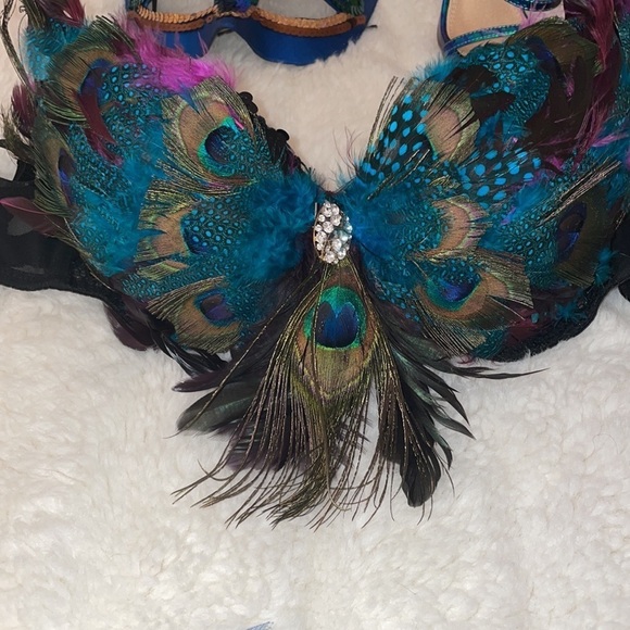 Peacock costume and brand new shoes - Picture 8 of 10